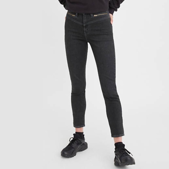 Levi's 32 Women's 721 High-Rise Skinny Zip-Front Ankle Jeans - Black - Picture 2 of 14